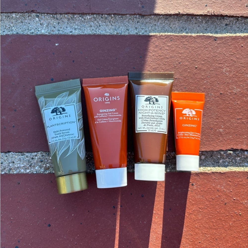 Origins Set of 13 Skincare Plus bag - Picture 5 of 7